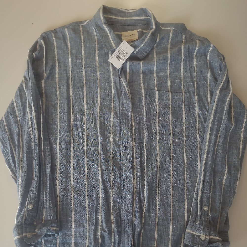 American Eagle Oversized Button Down Shirt Blue - Medium
